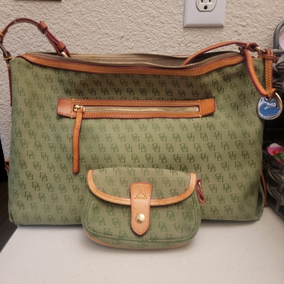 Dooney & Bourke Green Tote - Picture 12 of 12